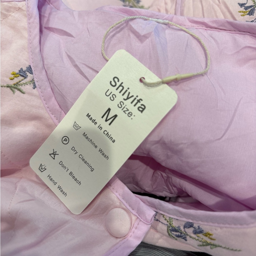 Quilted light weight button up jacket purple + floral embroidery sz sm med - Picture 3 of 6